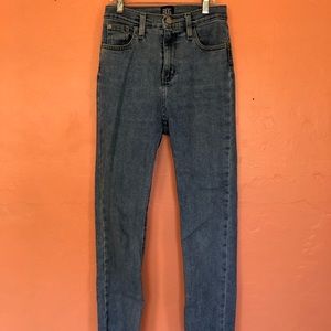 🌺Girlfriend high rise BDG jeans